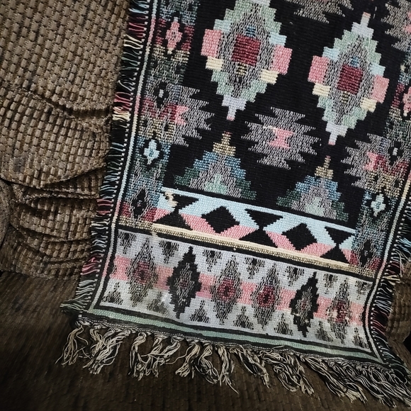 Aztec Boho Tapestry Wall Hanging Decor Multi Colored 34x19in Clean Beautiful - Picture 7 of 9